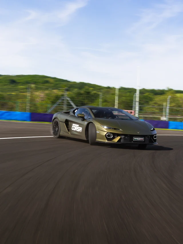 🇭🇺ESPERIENZA CORSA🇭🇺

What a week at the Hungaroring with an incredible team!

And yes… the Temerario loves going sideways. 🔥

@caranddrive_official for @lamborghini

📸: @martinkubanka